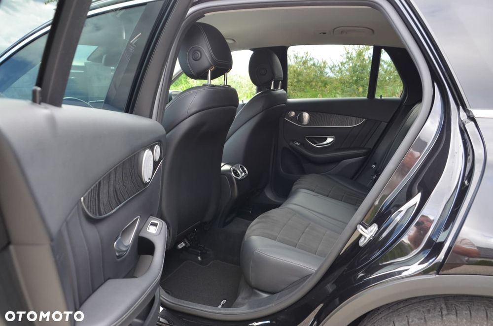 Mercedes-Benz GLC 220 d 4-Matic - 11