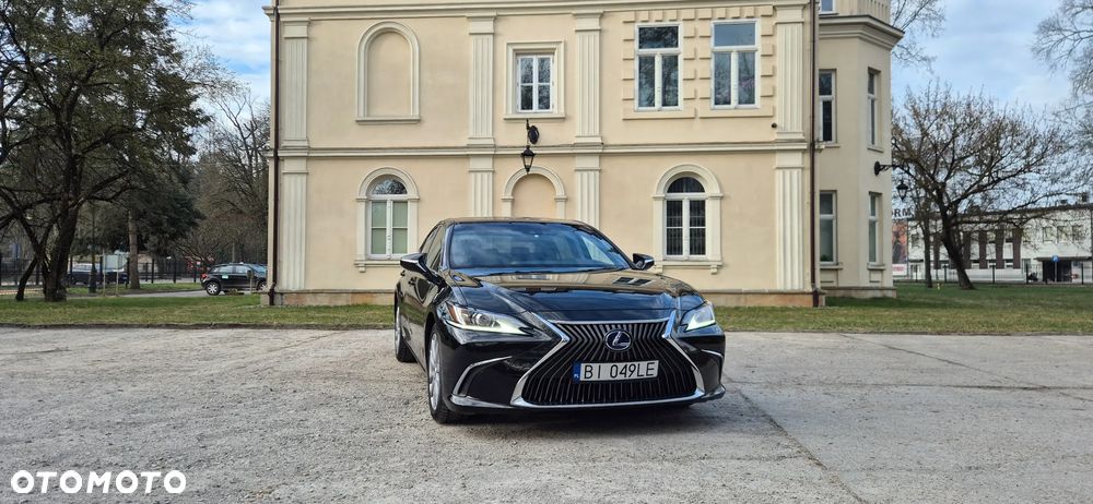 Lexus ES 300h Style Edition - 2