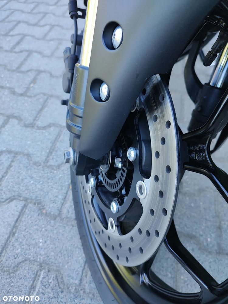 Yamaha MT - 11