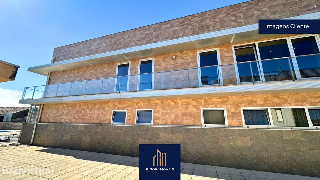Apartamento T4 | Centro da Póvoa de Varzim | Condomínio com Piscina - Grande imagem: 3/36