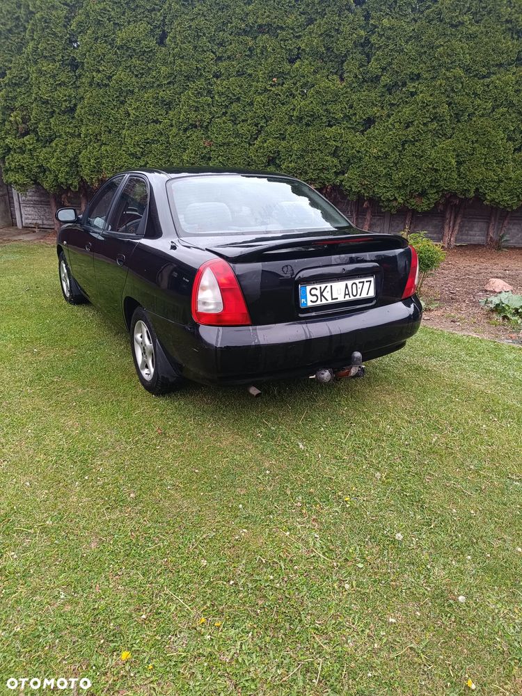 Daewoo Nubira 1.6 SX - 11