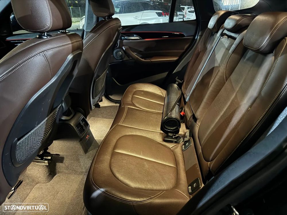 BMW X1 16 d sDrive Auto Line Sport - 50