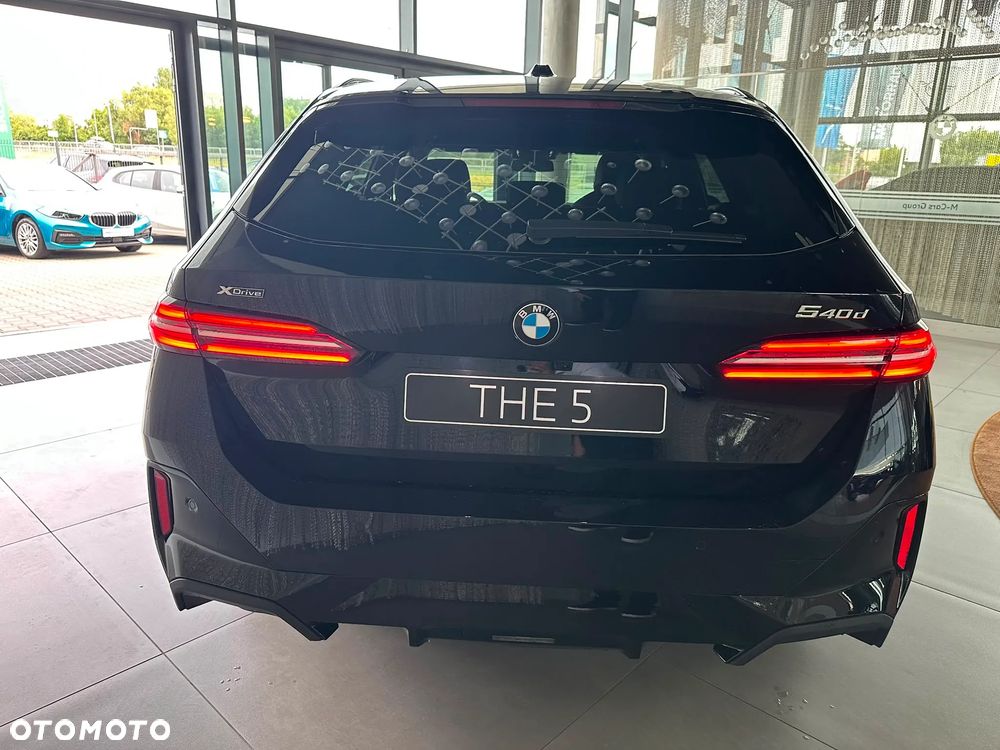 BMW Seria 5 540d xDrive mHEV - 5