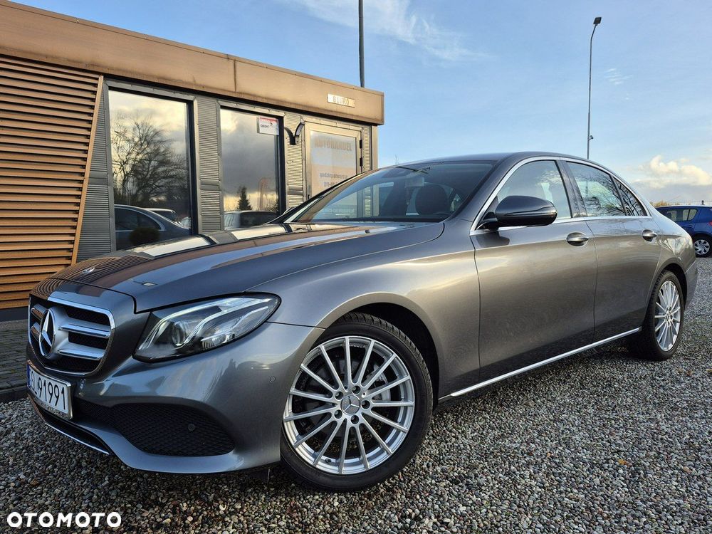 Mercedes-Benz Klasa E - 24