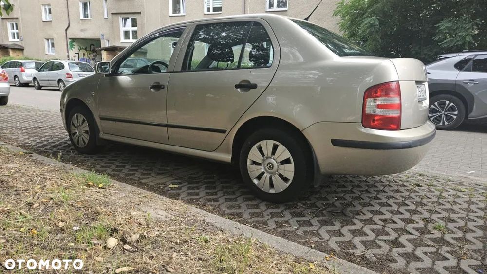 Skoda Fabia 1.4 16V Ambiente - 6