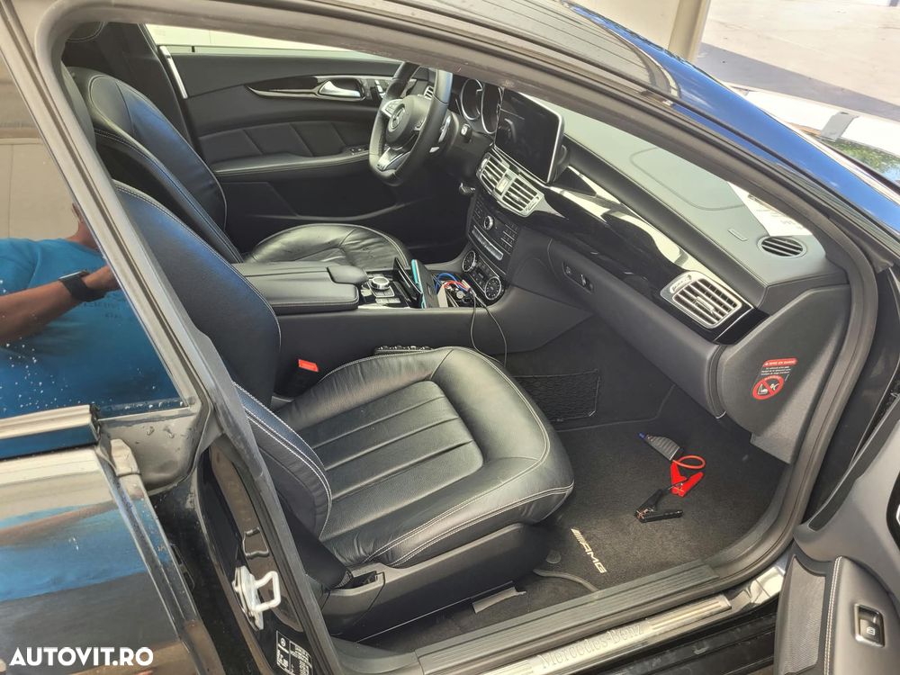 Mercedes-Benz CLS - 7