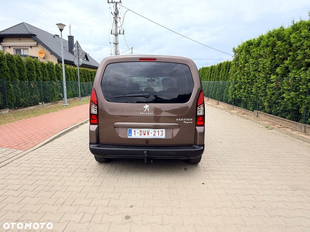 Peugeot Partner 98 VTi Family - 12