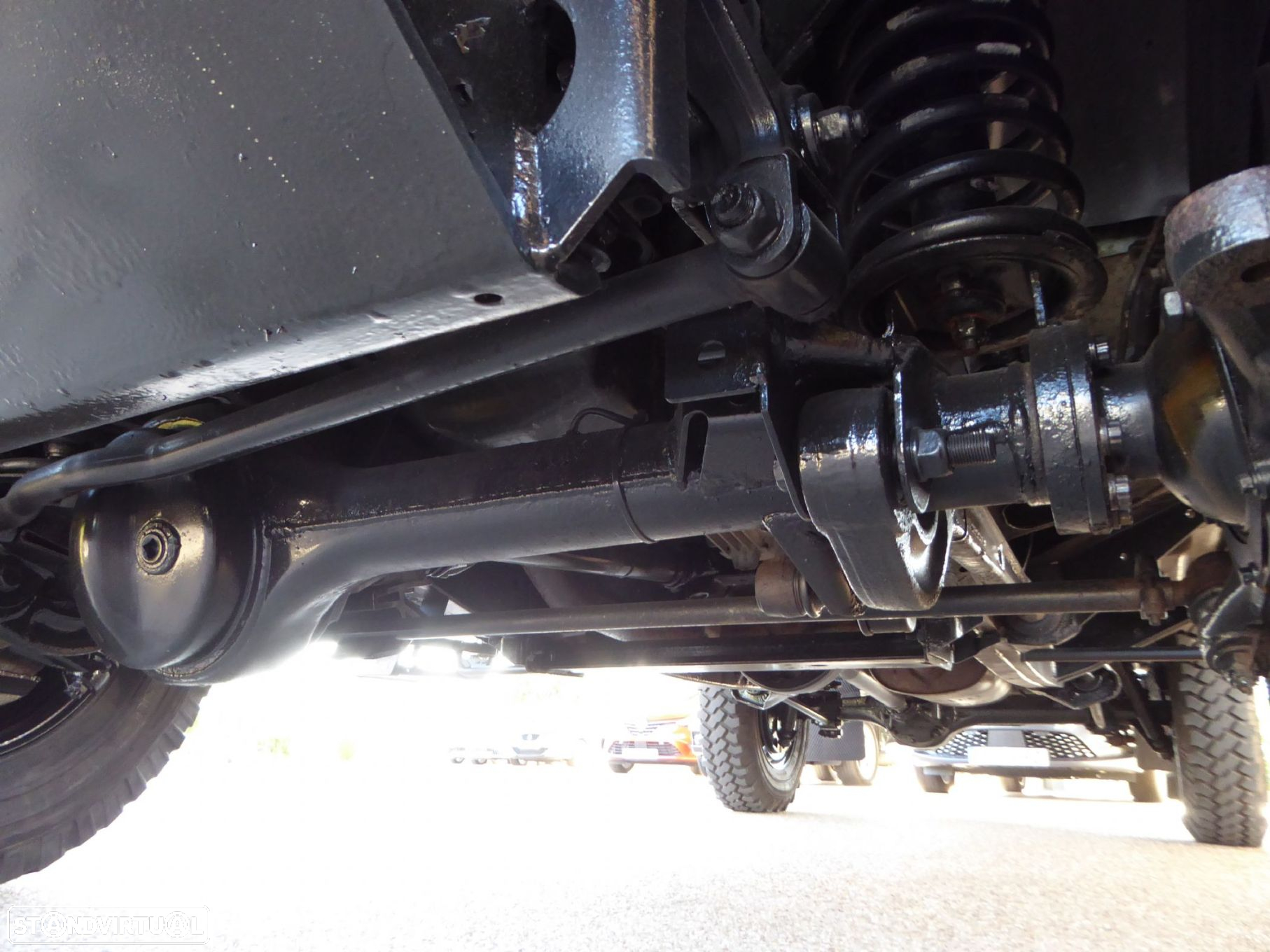 Land Rover Defender 110 TD4 - 23