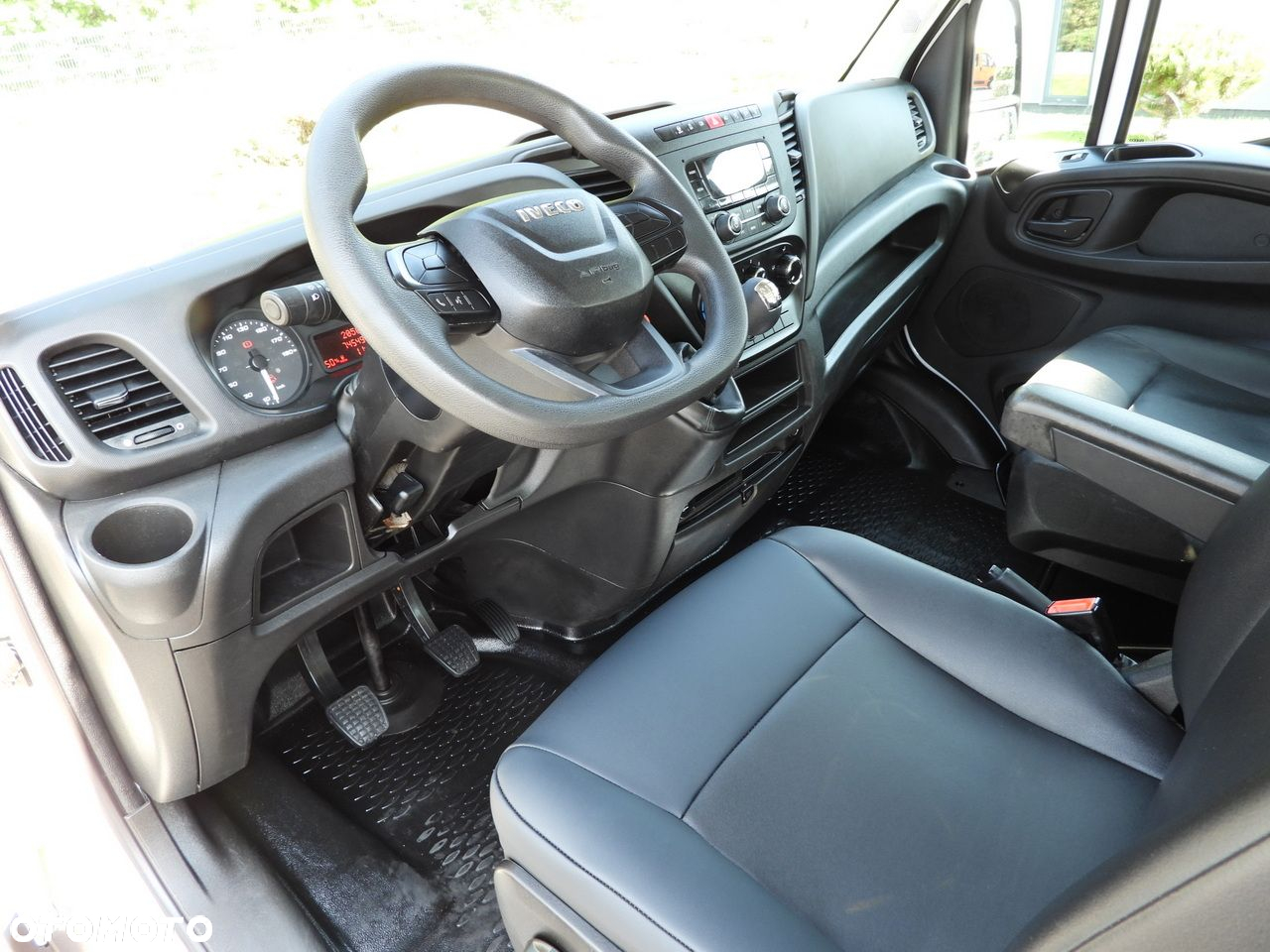 Iveco DAILY 35C16 WYWROTKA PODWÓJNA KABINA DOKA 6 MIEJSC BLIŹNIACZE KOŁA KLIMATYZACJA  160KM - 3