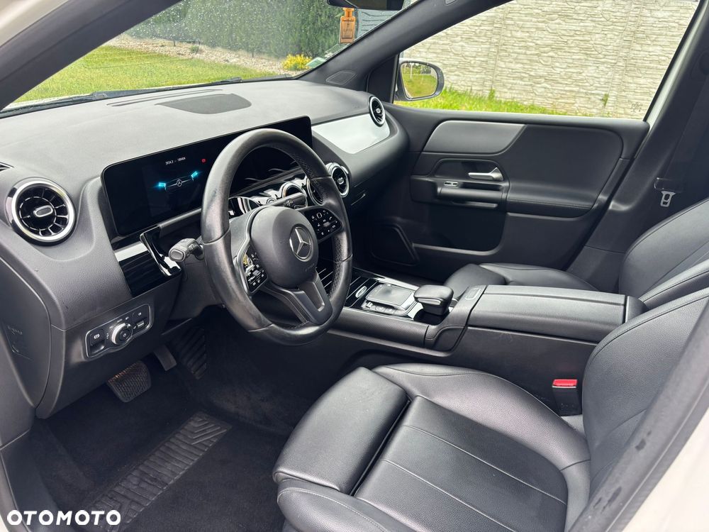 Mercedes-Benz Klasa B 200 d AMG Line 8G-DCT - 5
