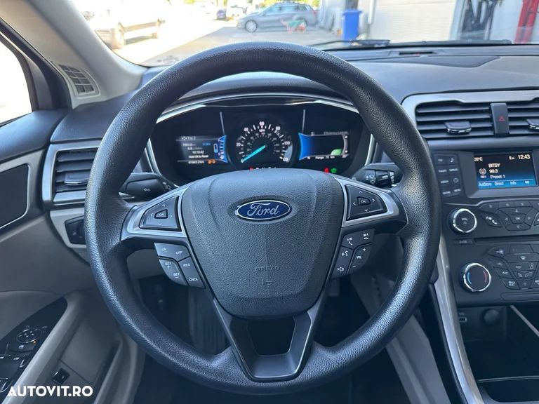 FORD Fusion 2017 — imagine 15