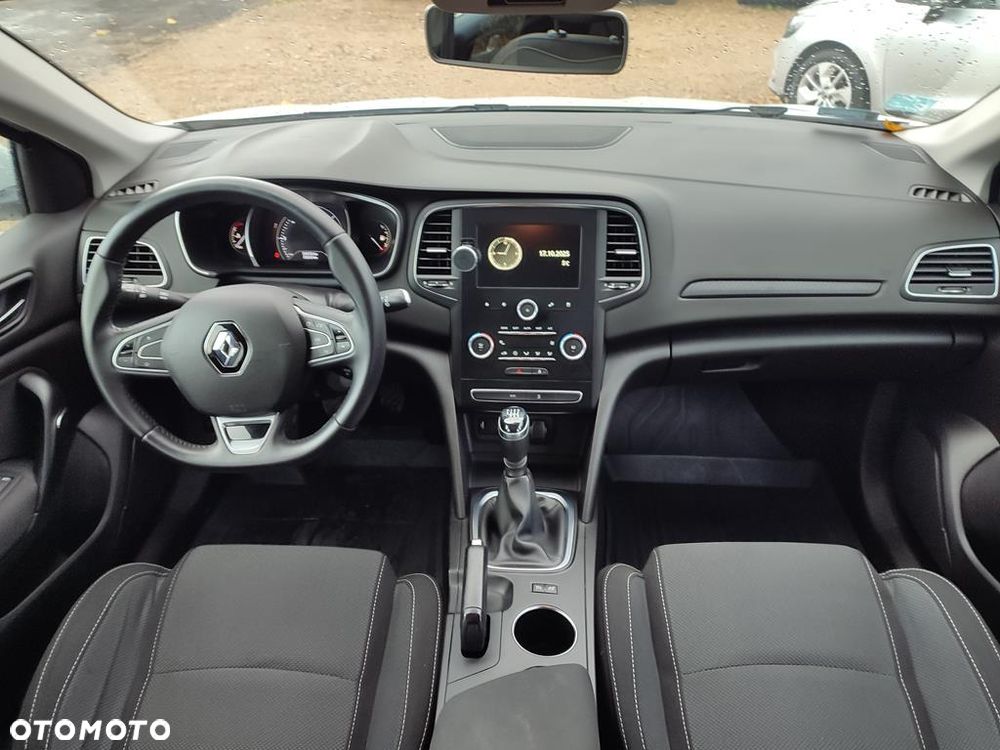 Renault Megane 1.5 Blue dCi Business - 13