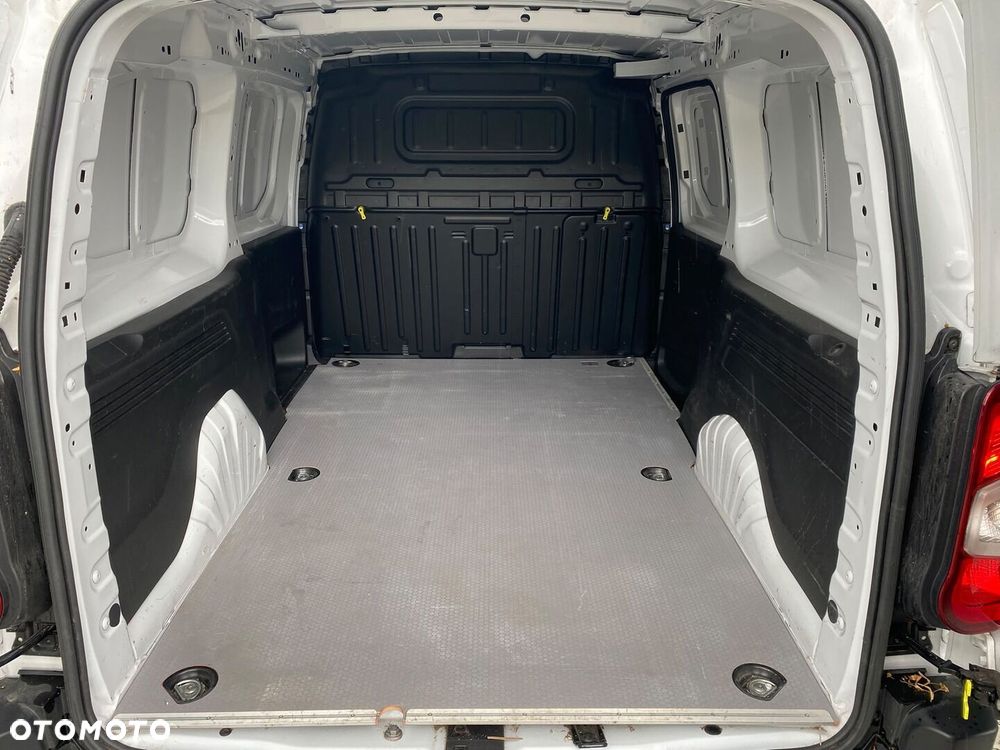 Toyota PROACE CITY - 25