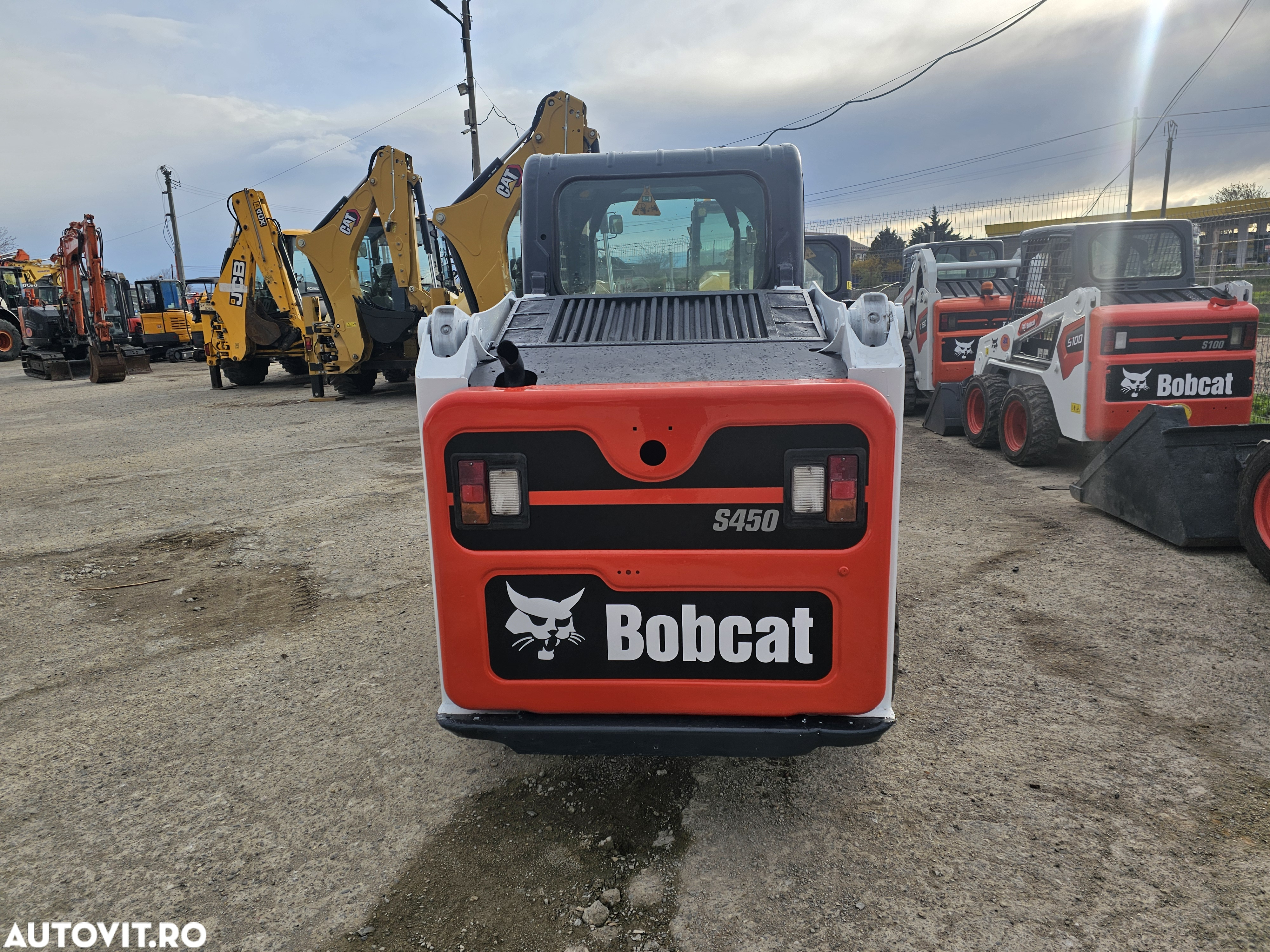 Bobcat S450 miniincarcator bobcat mini incarcstor skid steer excavator - 5