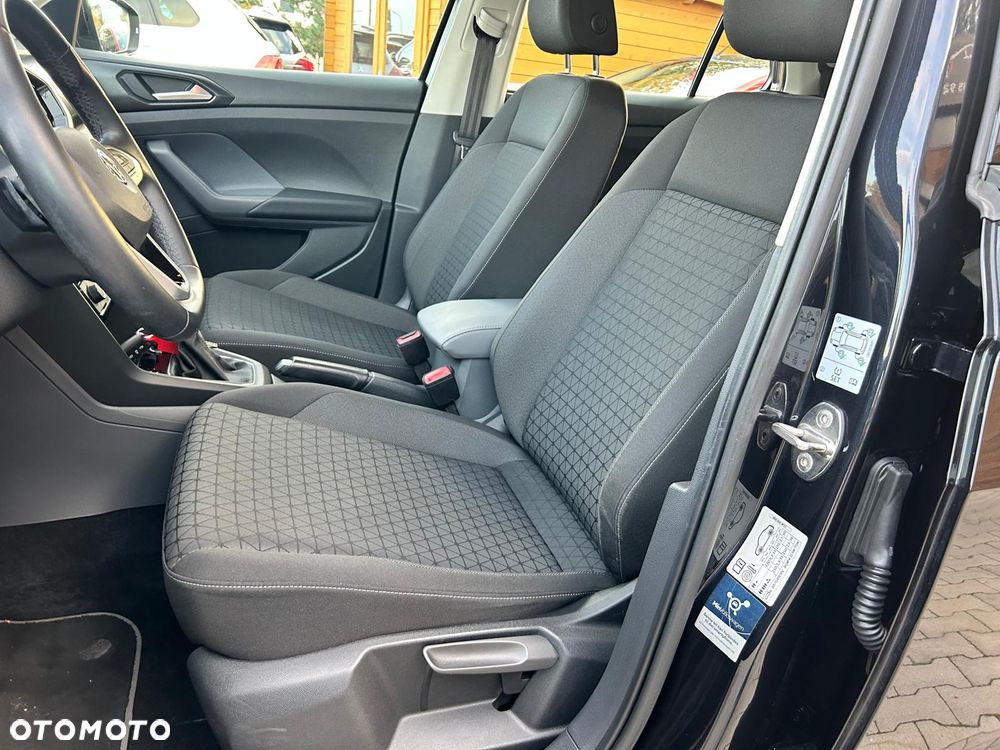 Volkswagen T-Cross - 18