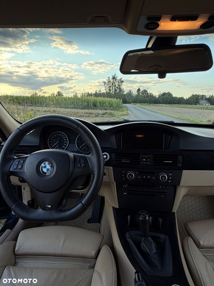 BMW Seria 3 330d - 13