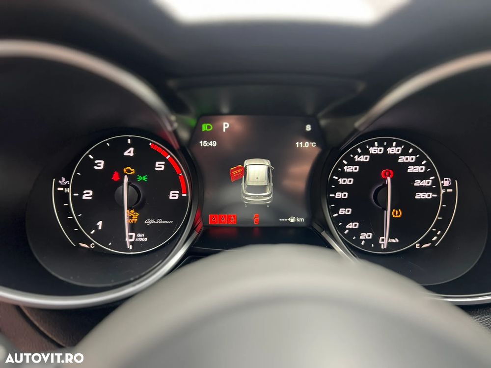 Alfa Romeo Stelvio 2.2 Diesel 16V AT8 Super - 13