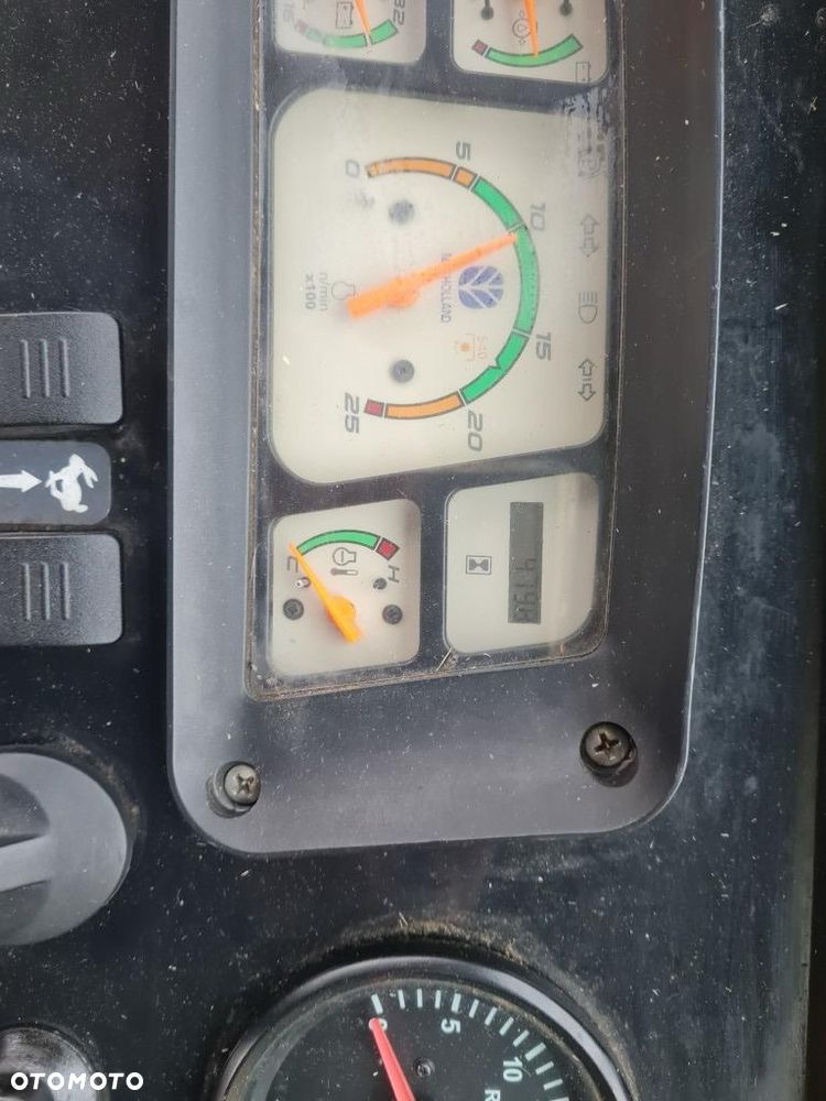 New Holland TC 5.30 - 5