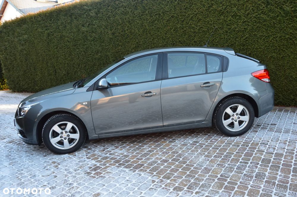 Chevrolet Cruze 1.8 LT+ - 3