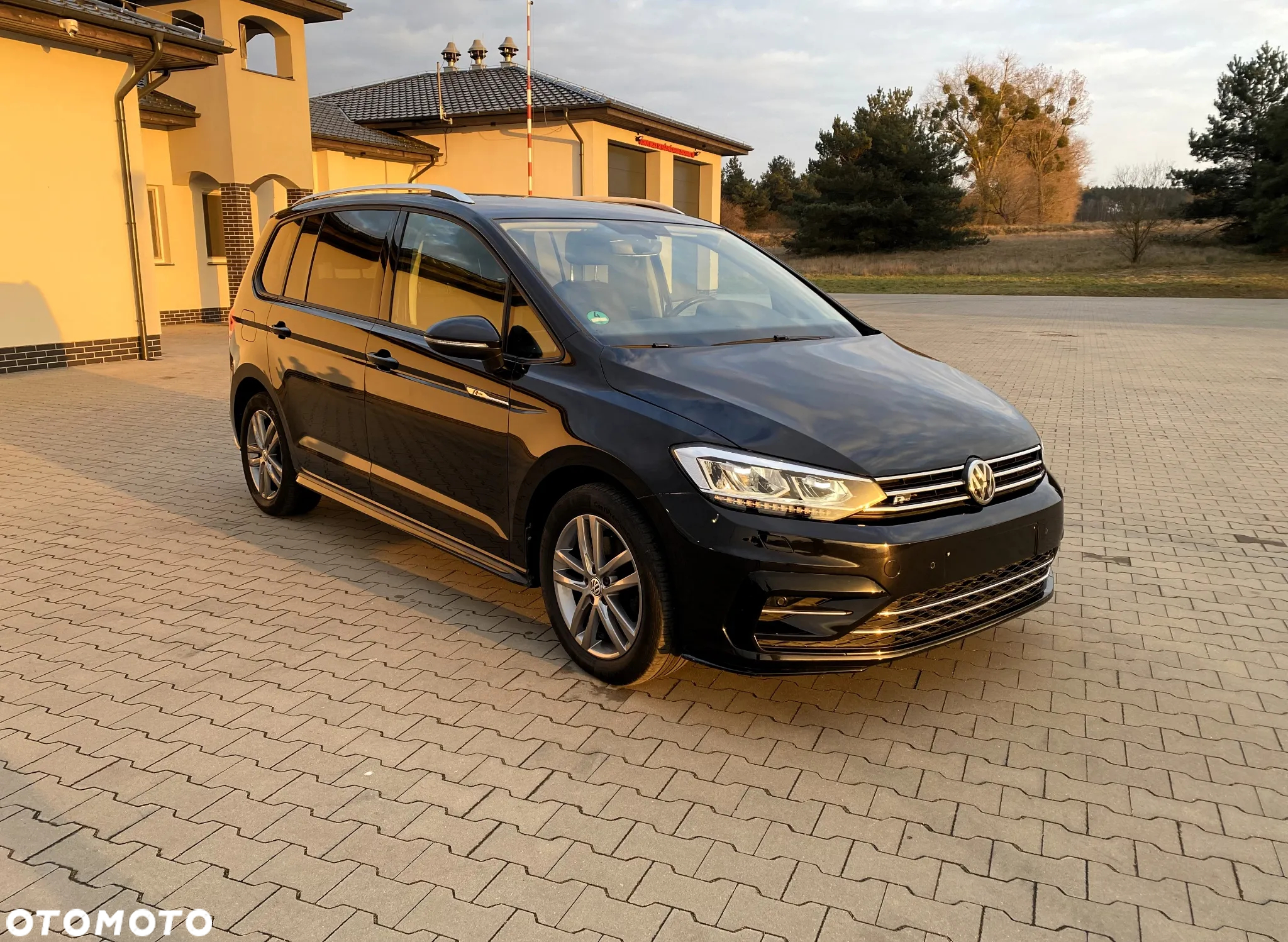Volkswagen Touran 1.4 TSI BMT Highline - 8