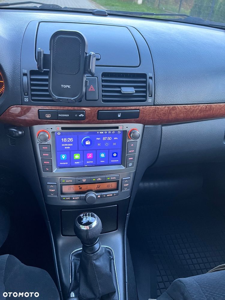 Toyota Avensis 2.2 D-4D Prestige - 8