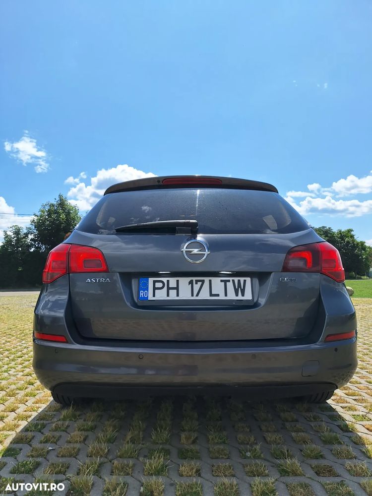Opel Astra Sports Tourer 1.7 CDTI ECOTEC - 10