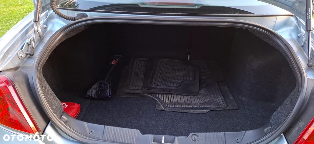 Fiat Linea 1.3 MJ 16V Dynamic - 28