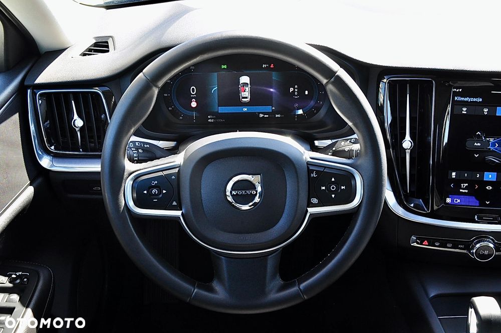 Volvo V60 B3 B Essential - 23