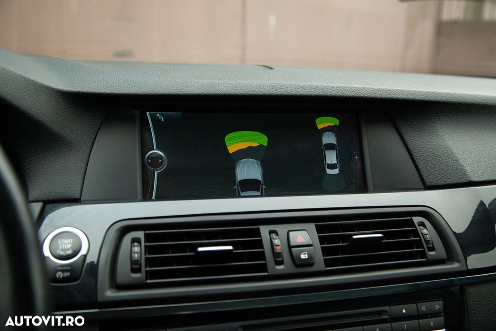 BMW Seria 5 520d Aut. - 14