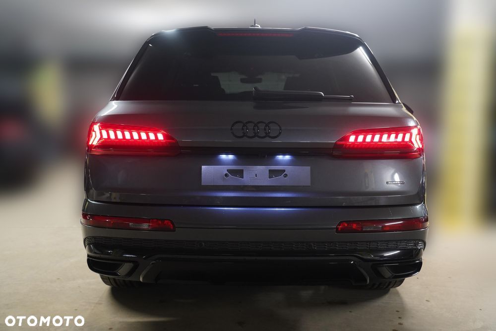 Audi Q7 50 TDI mHEV Quattro S Line Tiptr - 5