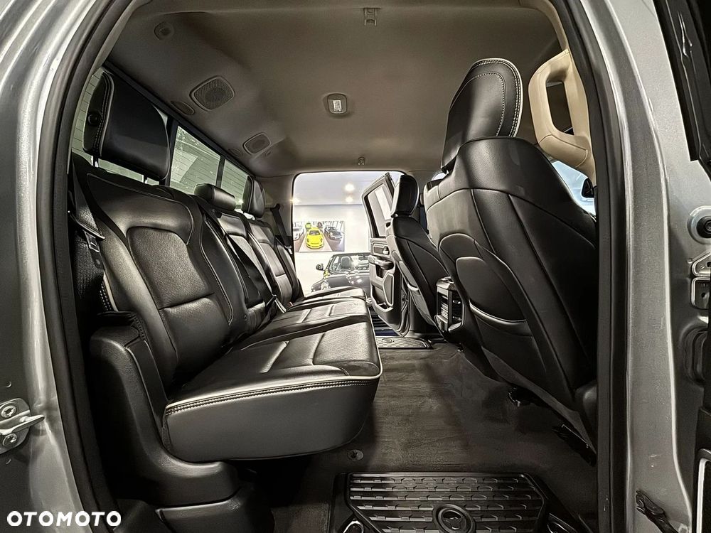 Dodge RAM 5.7 4x4 - 18