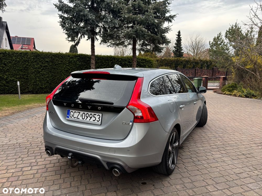 Volvo V60 D4 Drive-E R-Design Summum - 8