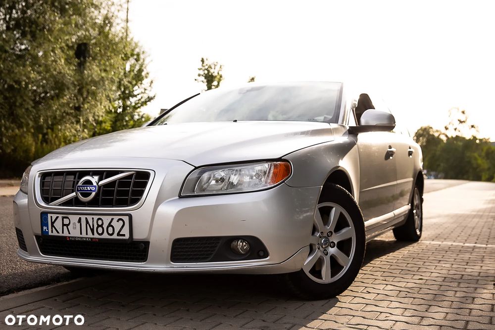 Volvo V70 D4 Geartronic Summum - 1