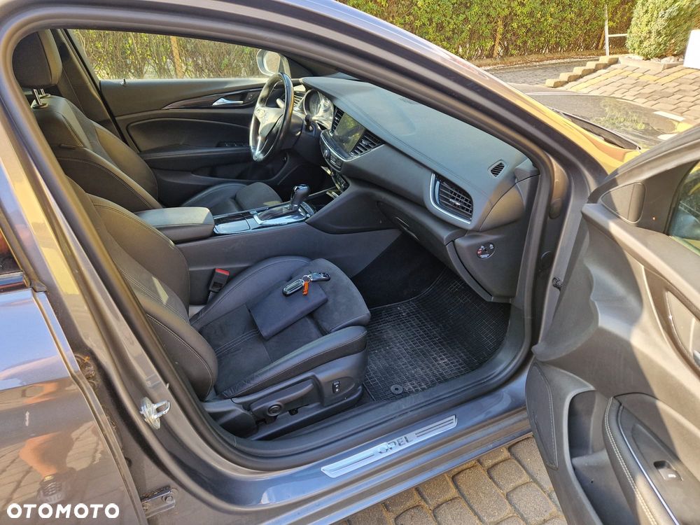 Opel Insignia 2.0 CDTI Business Elegance S&S - 10
