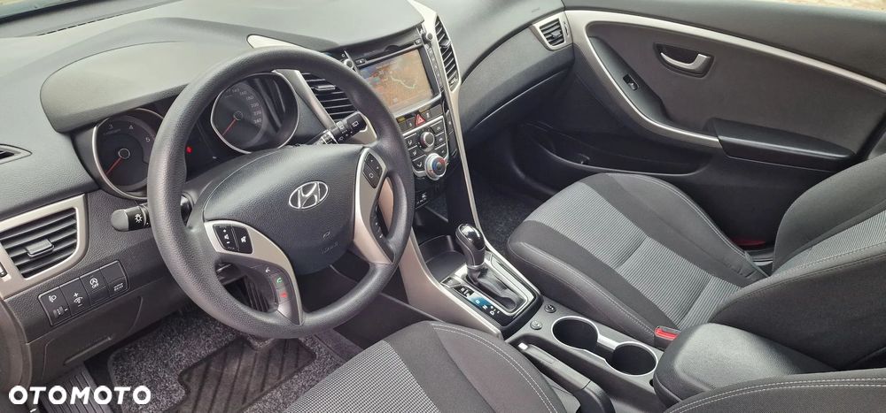 Hyundai i30 1.6 CRDI DCT Premium - 9
