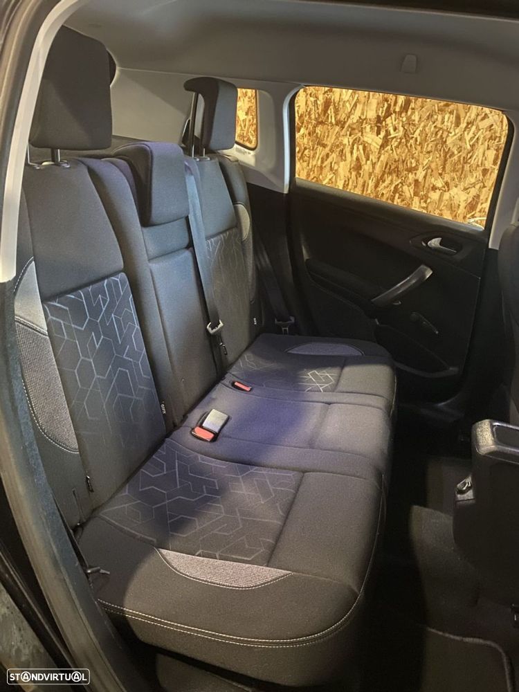 Peugeot 2008 1.5 BlueHDi Style - 44