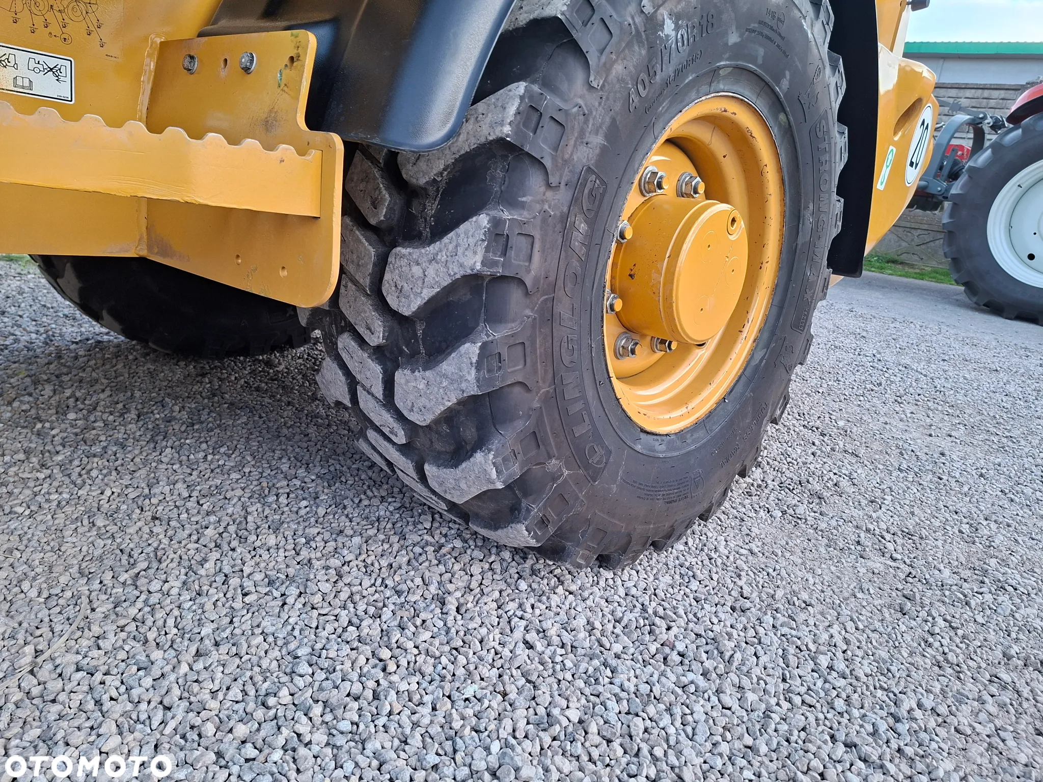Caterpillar CAT 907 M - 17