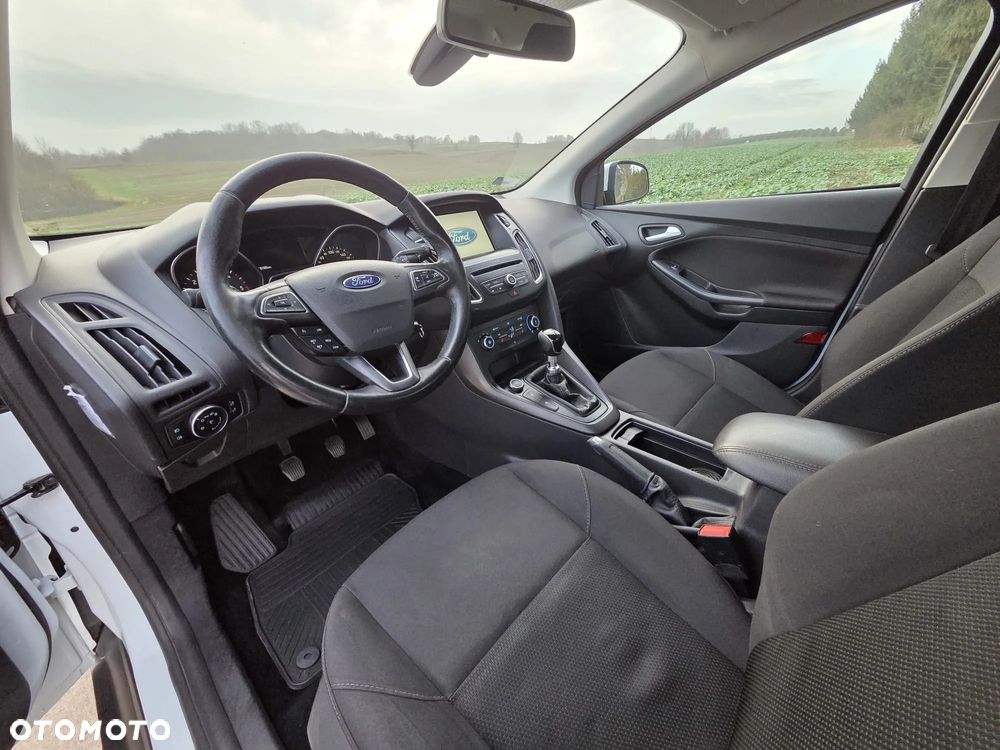 Ford Focus - 7