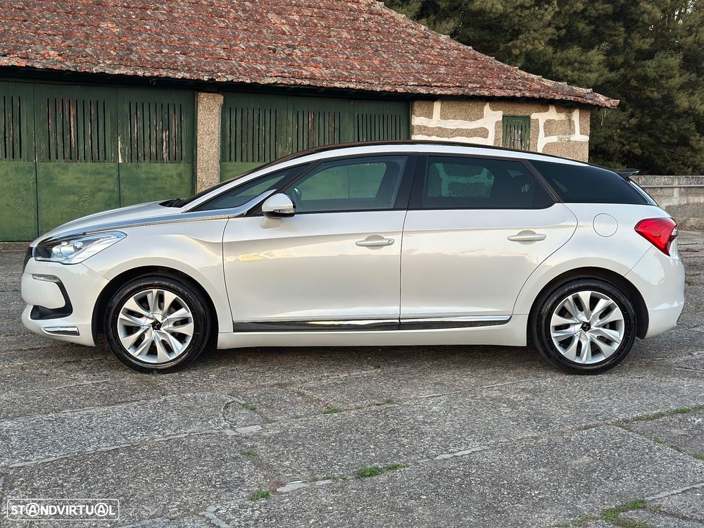 DS DS5 1.6 BlueHDi So Chic - 11