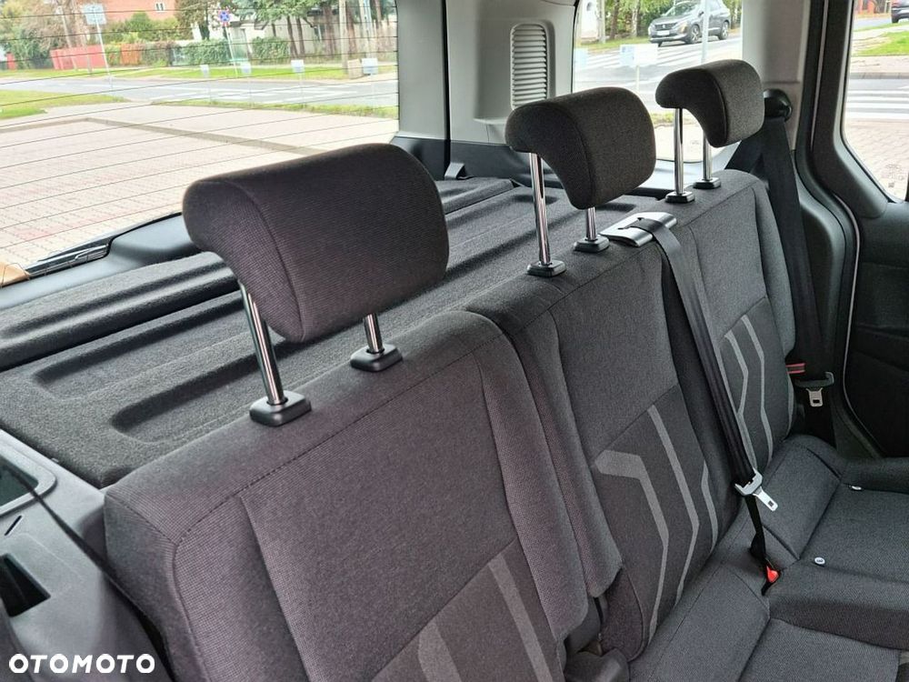 Ford Tourneo Connect - 21