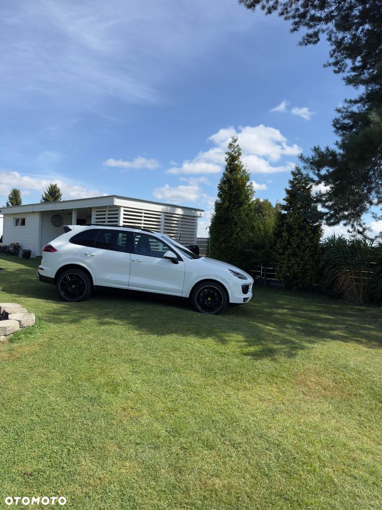 Porsche Cayenne Diesel Platinum Edition - 4
