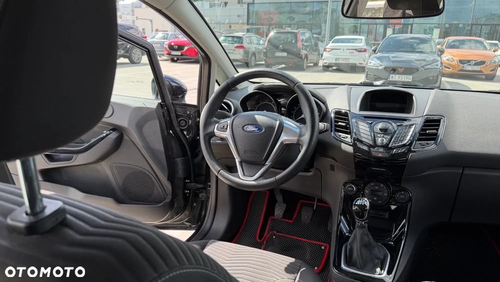 Ford Fiesta 1.0 EcoBoost Gold X - 23