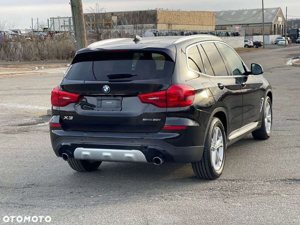 BMW X3 xDrive30i Luxury Line - 10