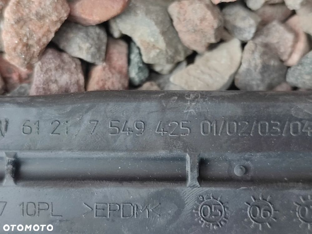 BMW E91 / E91 LCI ORYGINALNE USZCZELKI DRZWI TYŁ LEWA / PRAWA O NR. 51 72 7 247 262 / 51 72 7 164 813 OEM W BARDZO DOBRYM STANIE - 31