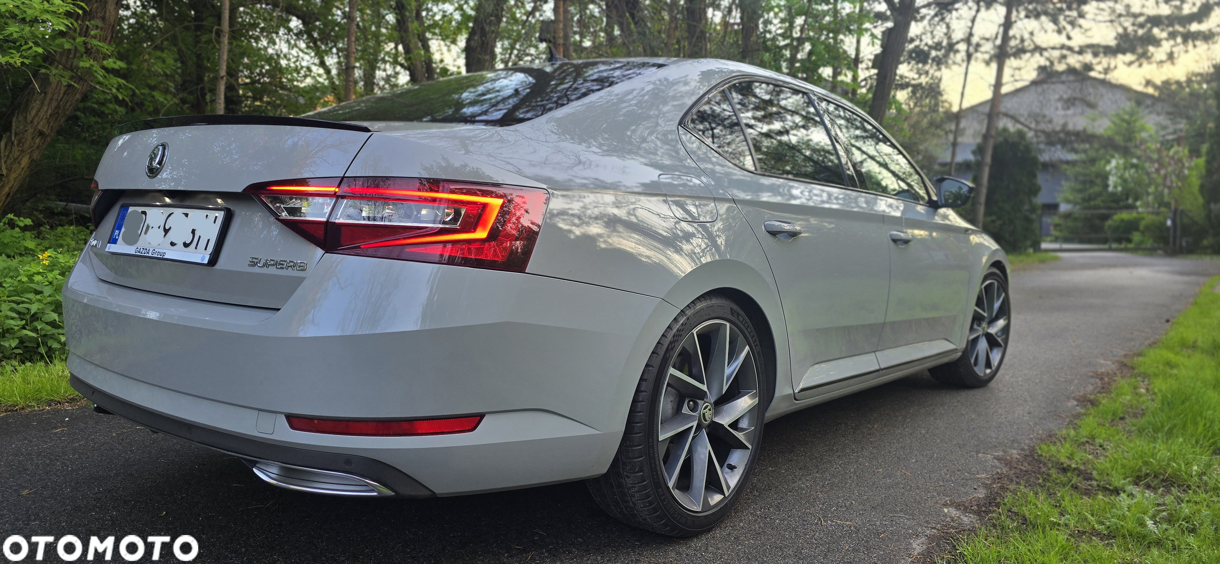 Skoda Superb 2.0 TDI Sportline DSG - 6