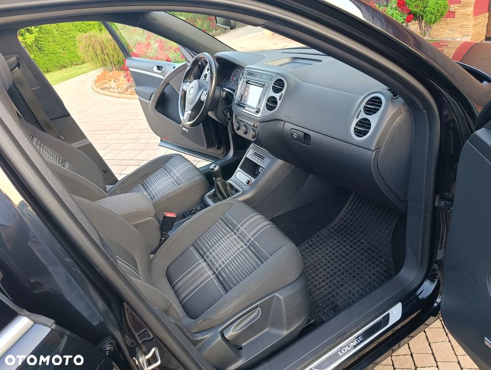Volkswagen Tiguan 2.0 TDI SCR BlueMotion Technology Lounge Sport & Style - 37