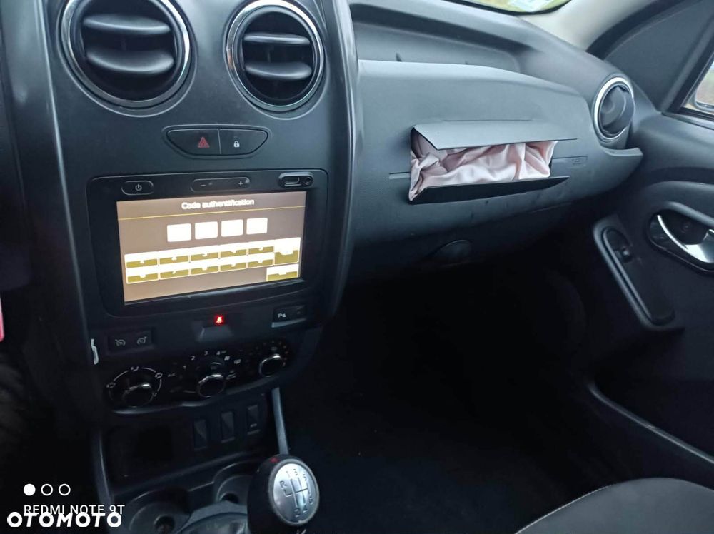 Dacia Duster dCi 110 FAP 4x2 Urban Explorer - 9