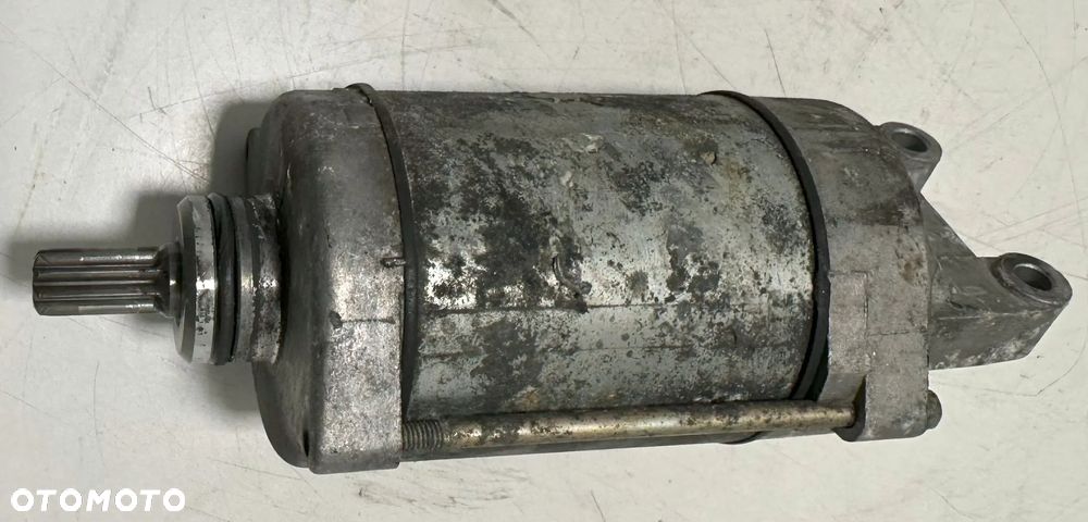 Honda CB 600F Hornet PC34 Rozrusznik - 2