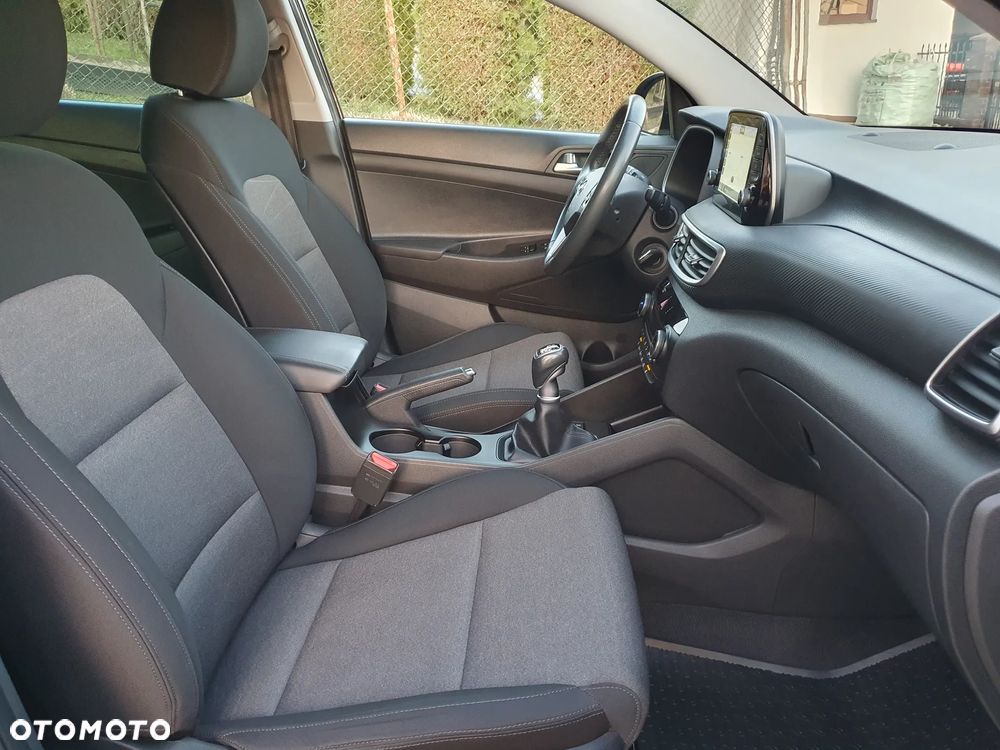 Hyundai Tucson 1.6 GDi 2WD Pure - 21