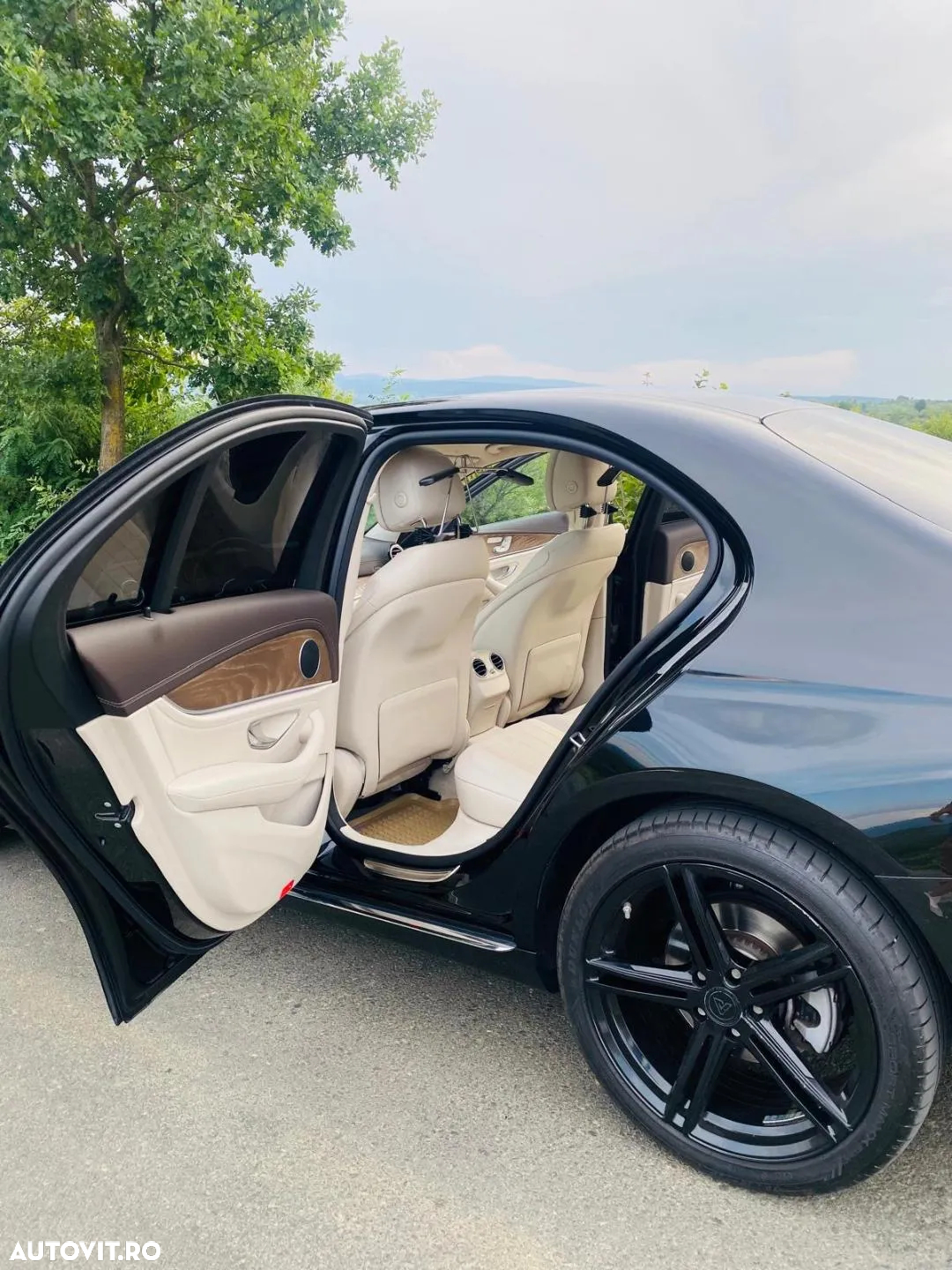 Mercedes-Benz E 220 d All-Terrain 4MATIC Aut. - 19